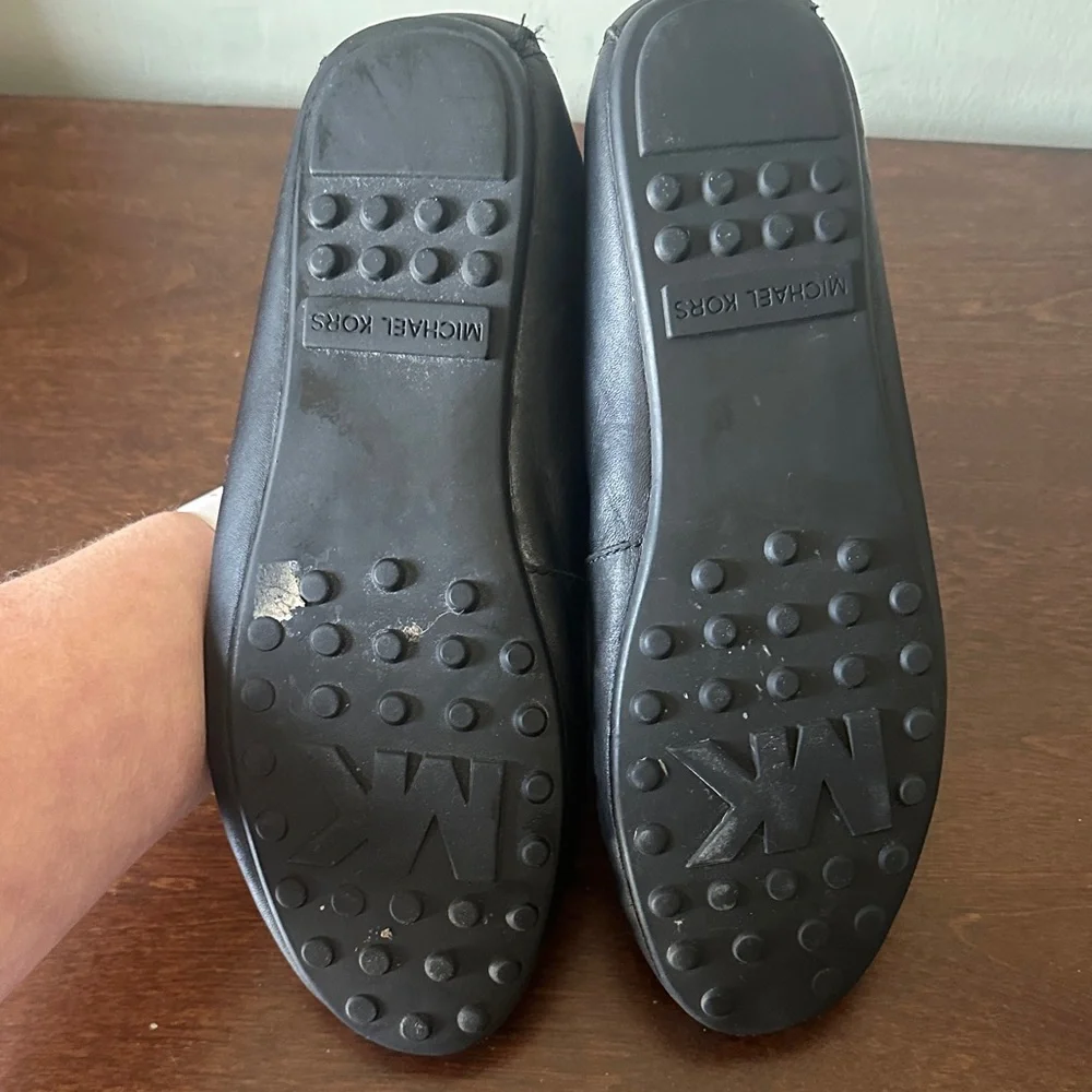 Michael Kors Black Leather Bow Driver Flats US7.5M - Picture 3 of 10